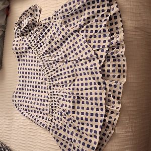 Vineyard Vine size Med skirt.